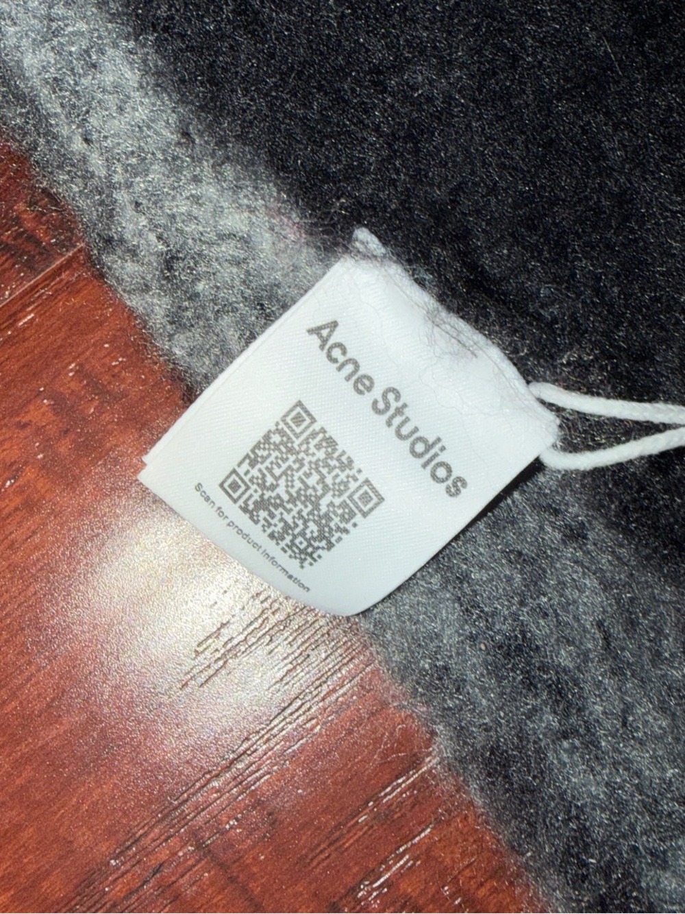 designer scarfs
